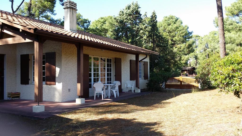 Maison Dans Quartier Calme Лаканау Екстериор снимка
